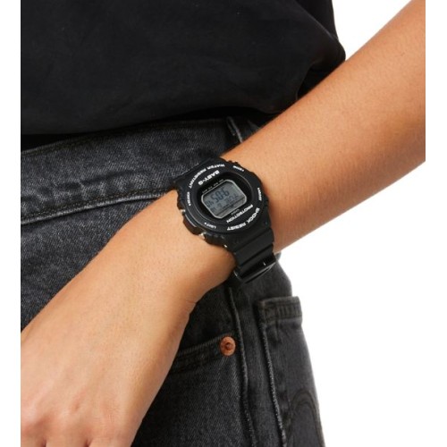 Casio baby gg lide top